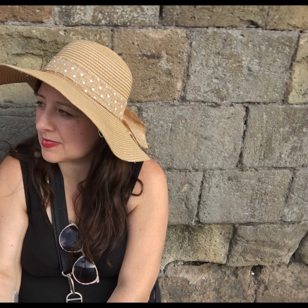 Meet your Posher, Dalia